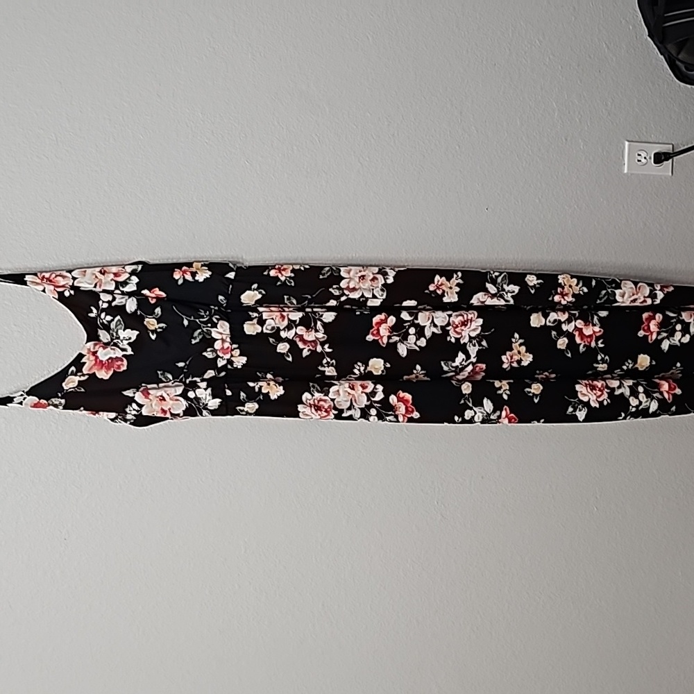 White Birch 2X Black Background Floral design Maxi Dress